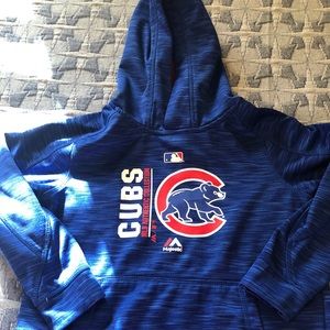 Authentic Cubs Dry-fit Sweatshirt. Youth Size 7.